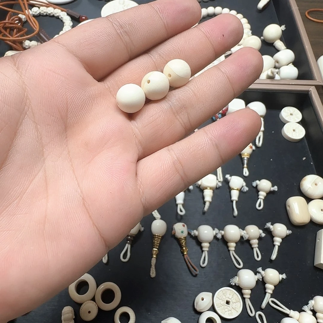 阿***娴猛犸牙12圆珠芝士皮3个