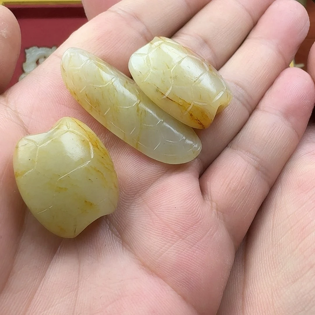 和田玉（糖玉）挂件未镶嵌用****0