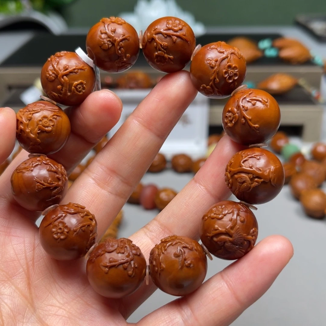 吊坠橄榄核观梅手串