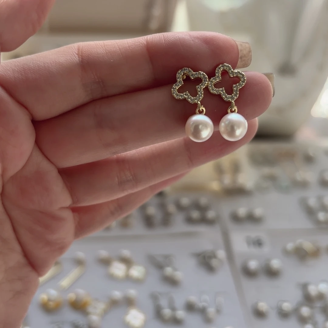 淡水珍珠合金耳饰