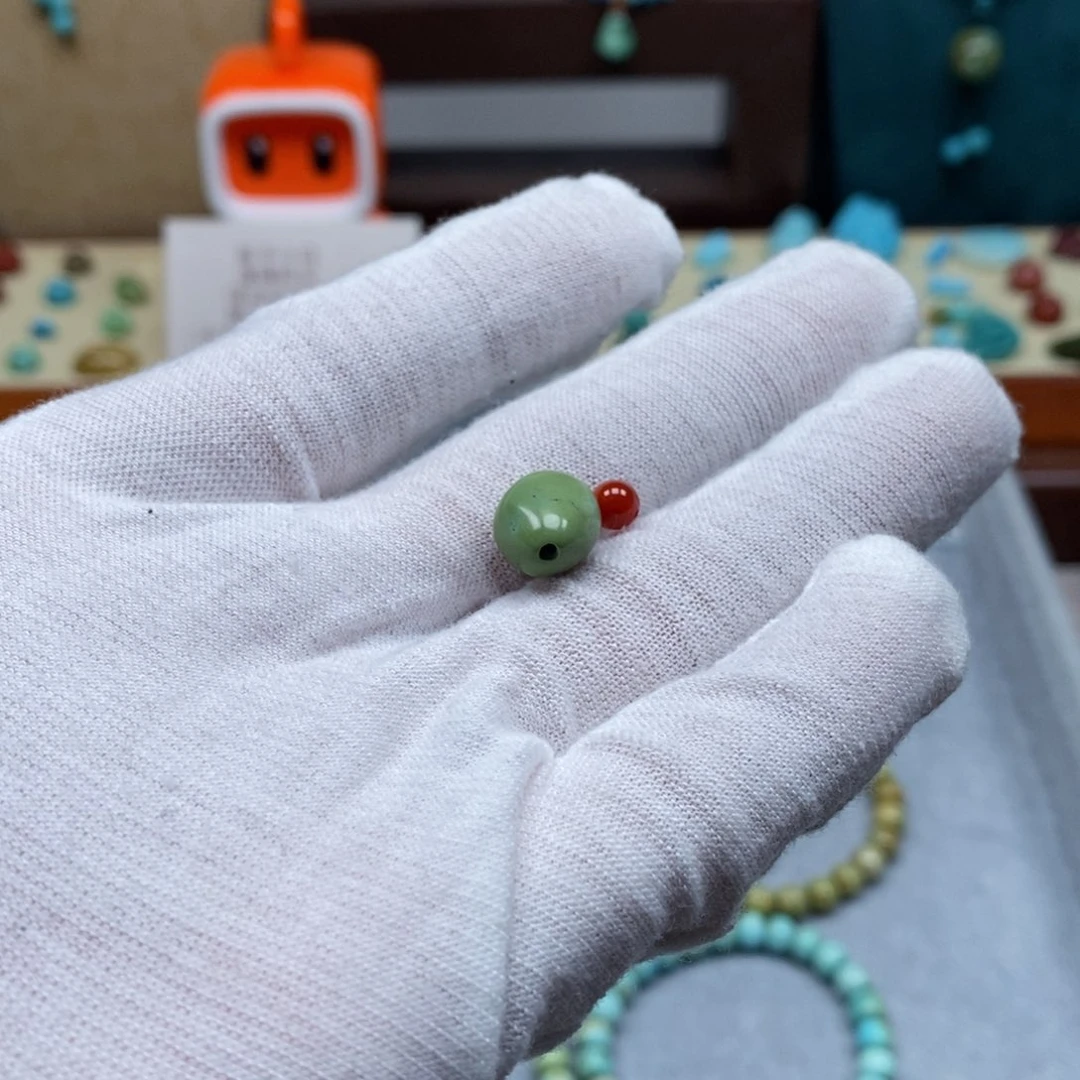 未镶嵌配饰南红玛瑙