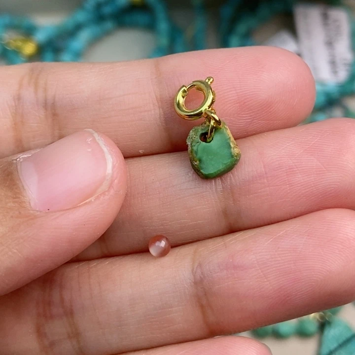 南红玛瑙未镶嵌珠宝奇石