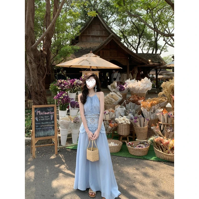 法式度假风挂脖镂空绣花系带连衣裙女洋气减龄收腰显瘦长裙 80396