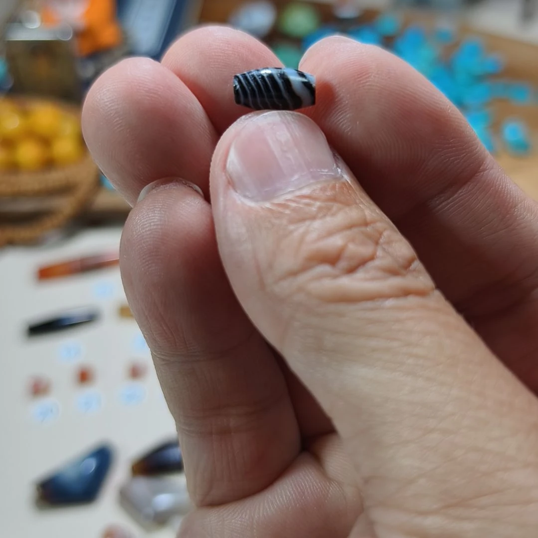 朱***姐玛瑙/玉髓未镶嵌天然原矿玛瑙