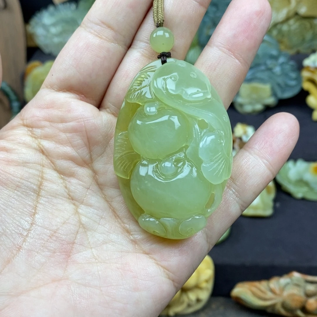蛇纹石玉未镶嵌吊坠(赠链)