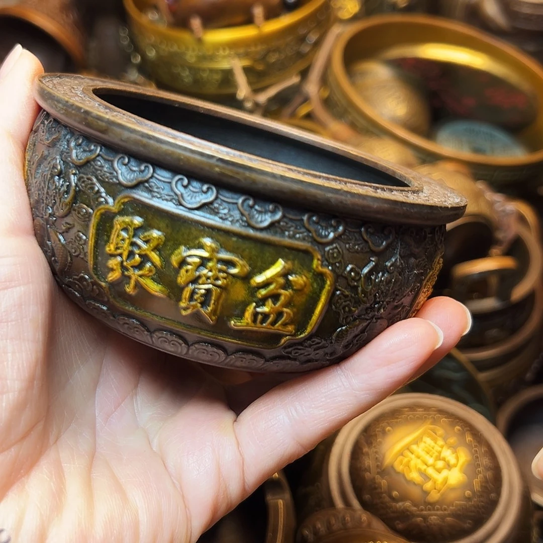 精美铜器工艺品等