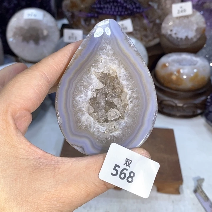 未镶嵌水晶大型摆件（非配饰）