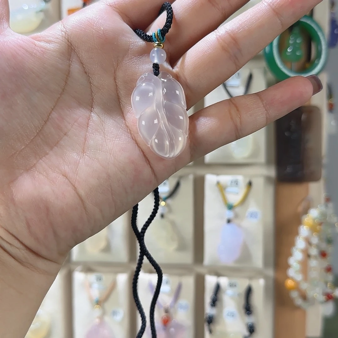 玛瑙/玉髓吊坠(赠链)未镶嵌