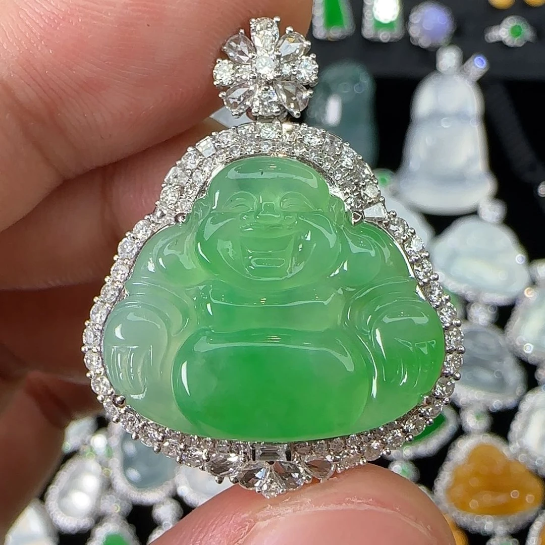 颈饰18K金镶嵌翡翠天然翡翠