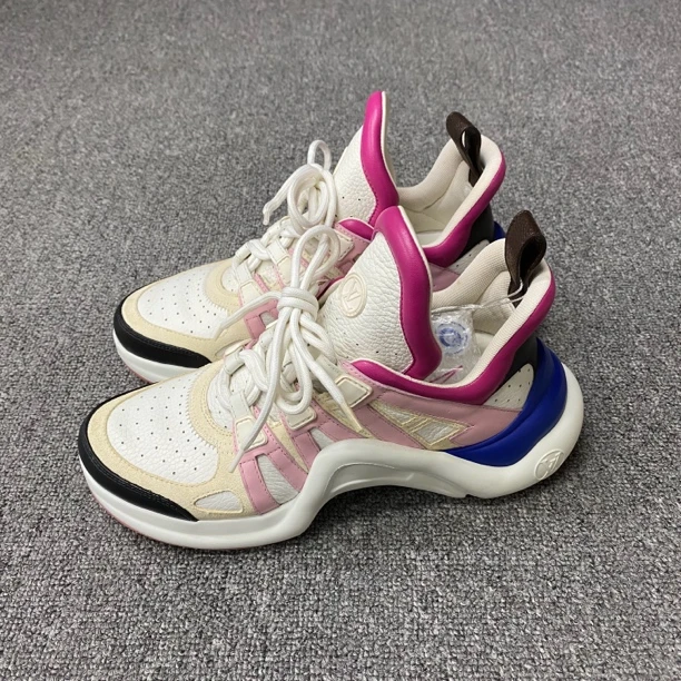 95新 LouisVuitton/路易威登 98新/37.5码/粉蓝拱桥老爹/BF00877