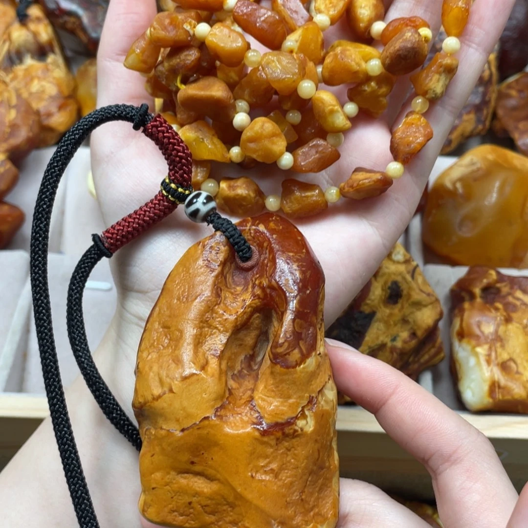 琥珀珠宝奇石未镶嵌踮****光