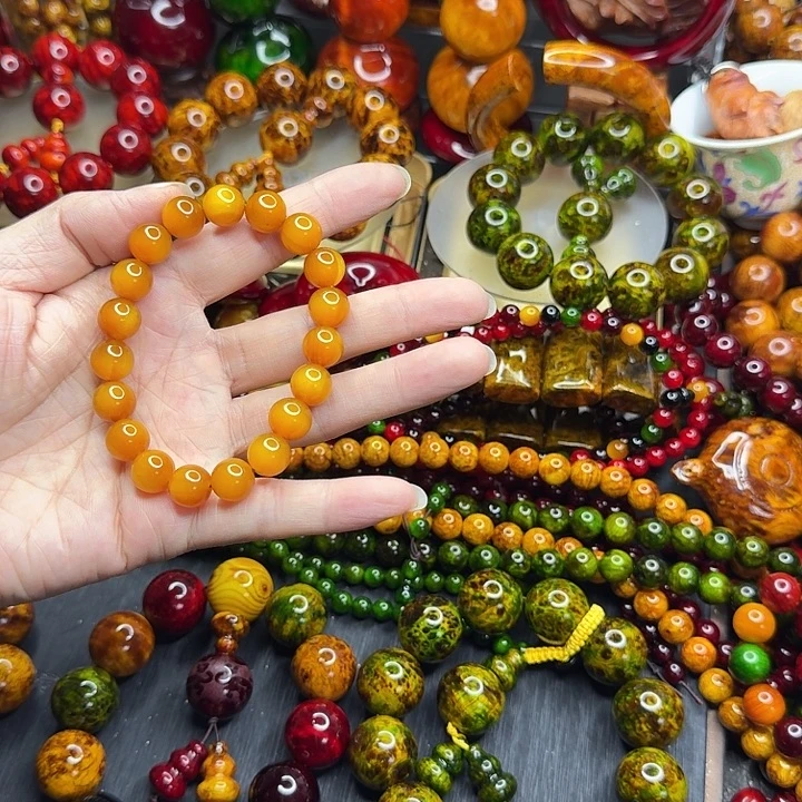 松木琥珀木文玩手串