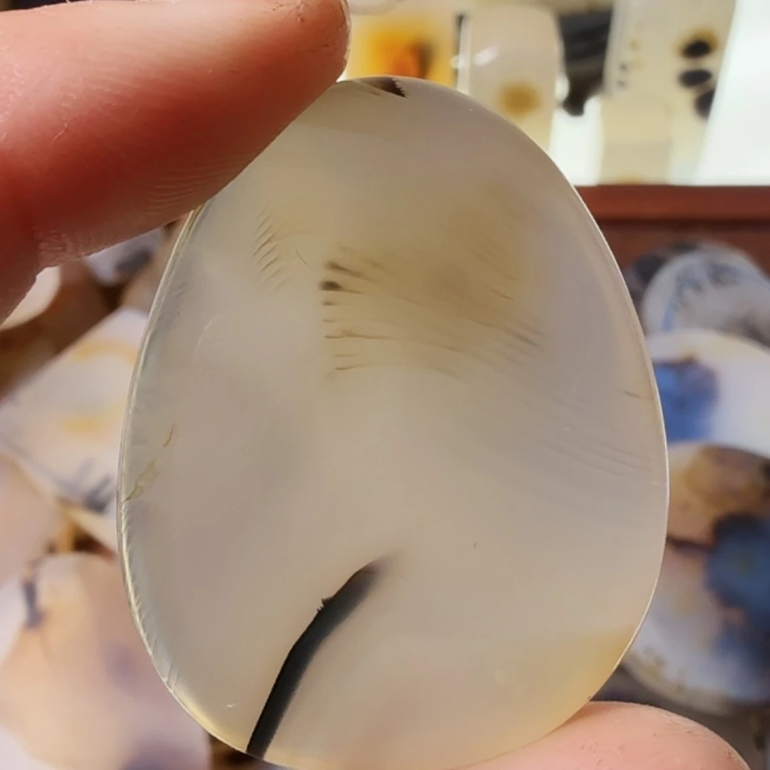 玛瑙/玉髓未镶嵌珠宝半成品