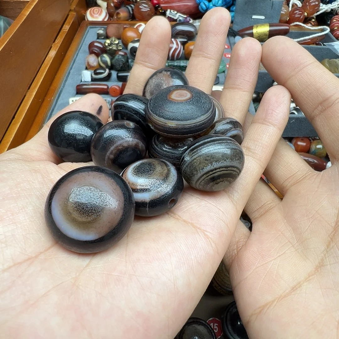 多***乐玛瑙/玉髓未镶嵌珠宝半成品给你送1总共11颗