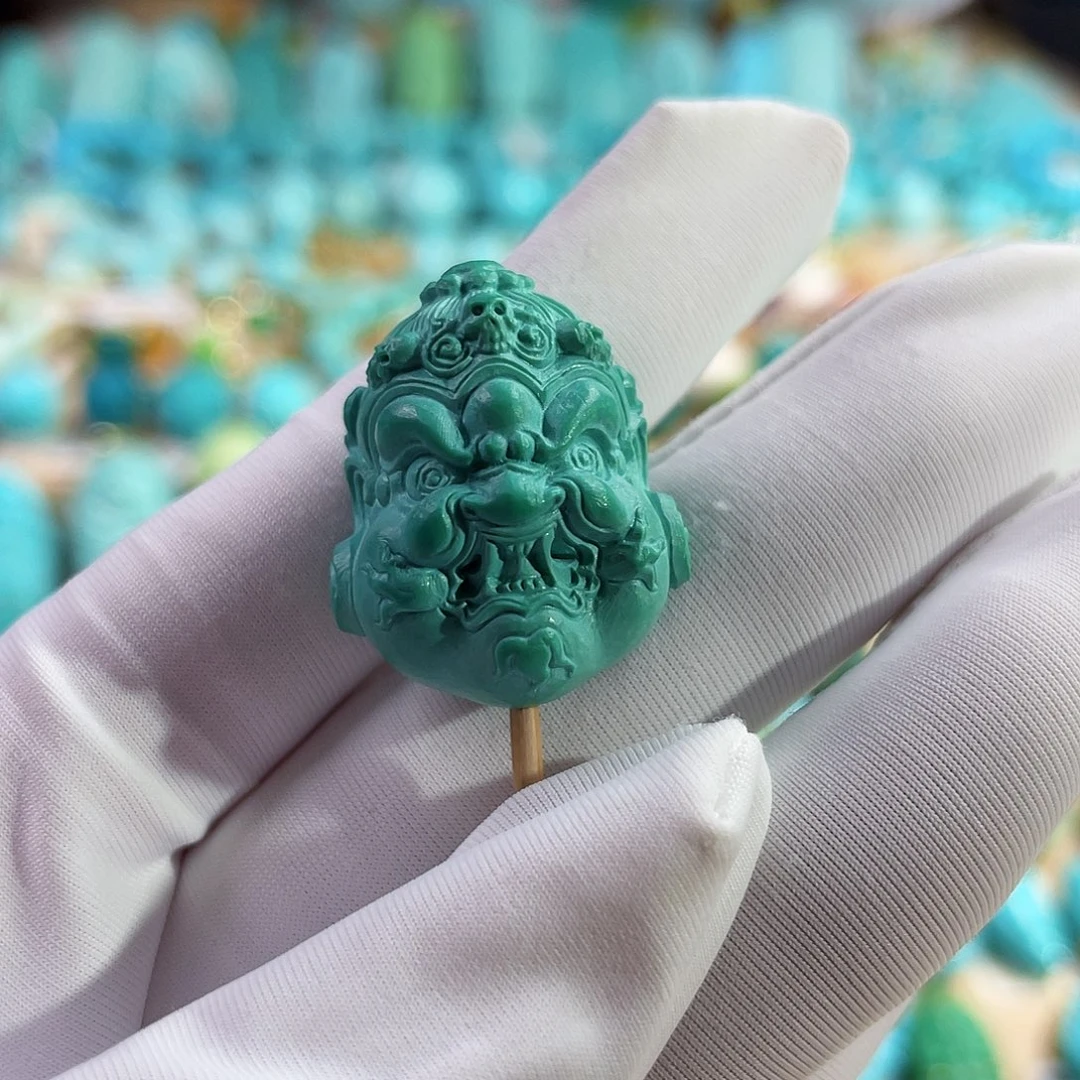 绿松石未镶嵌珠宝奇石