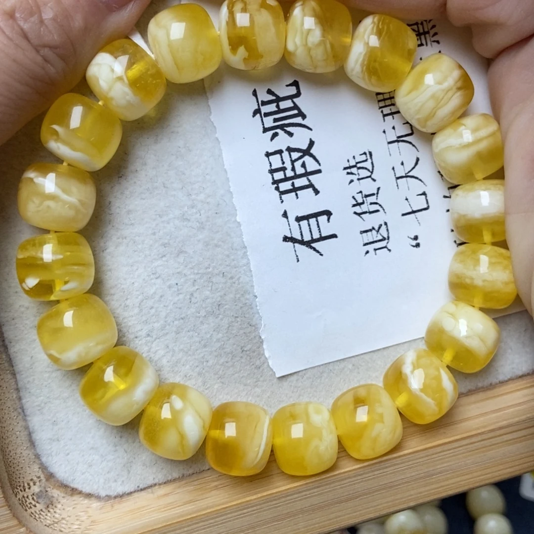 琥珀未镶嵌珠宝奇石91