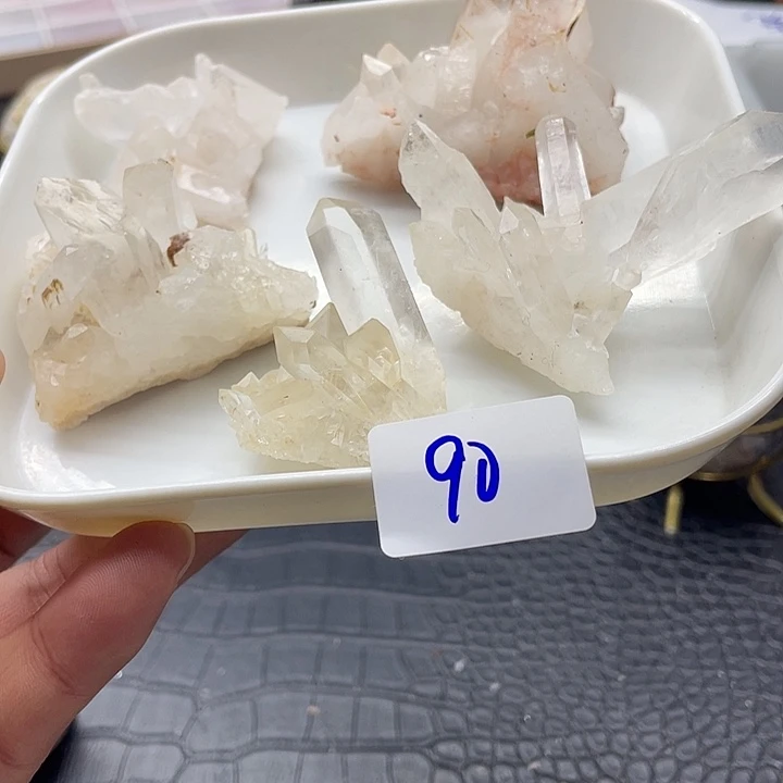 未镶嵌水晶大型摆件（非配饰）