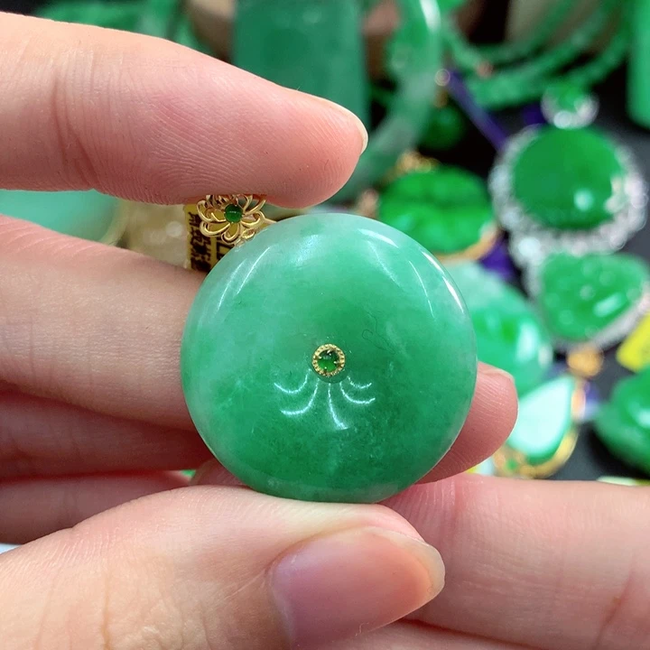 翡翠18K金镶嵌吊坠(不含链)