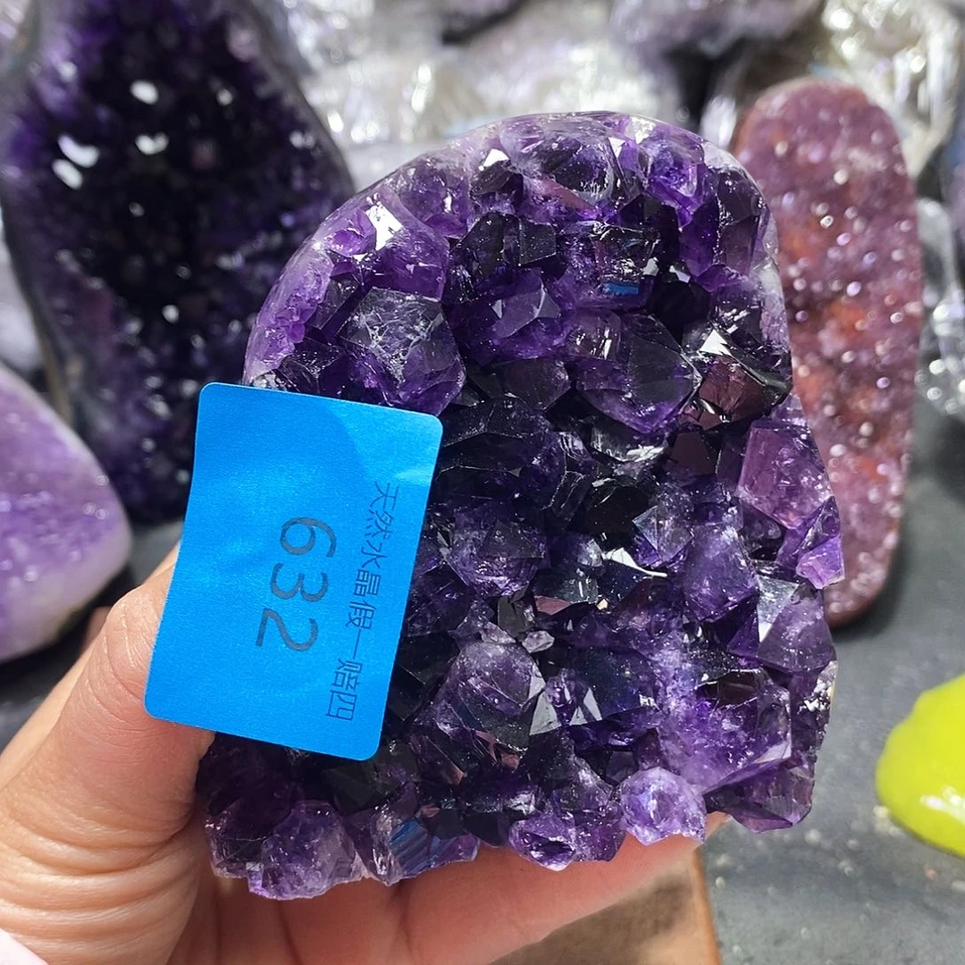 水晶大型摆件（非配饰）未镶嵌