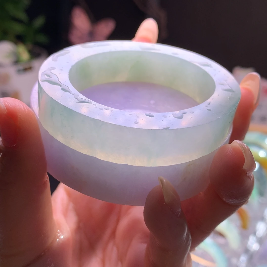 定制翡翠未镶嵌手镯