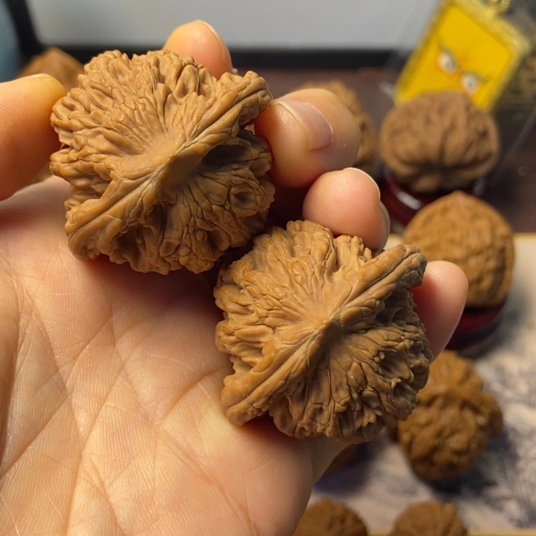 文玩核桃把件粗筋麦虎尺寸41