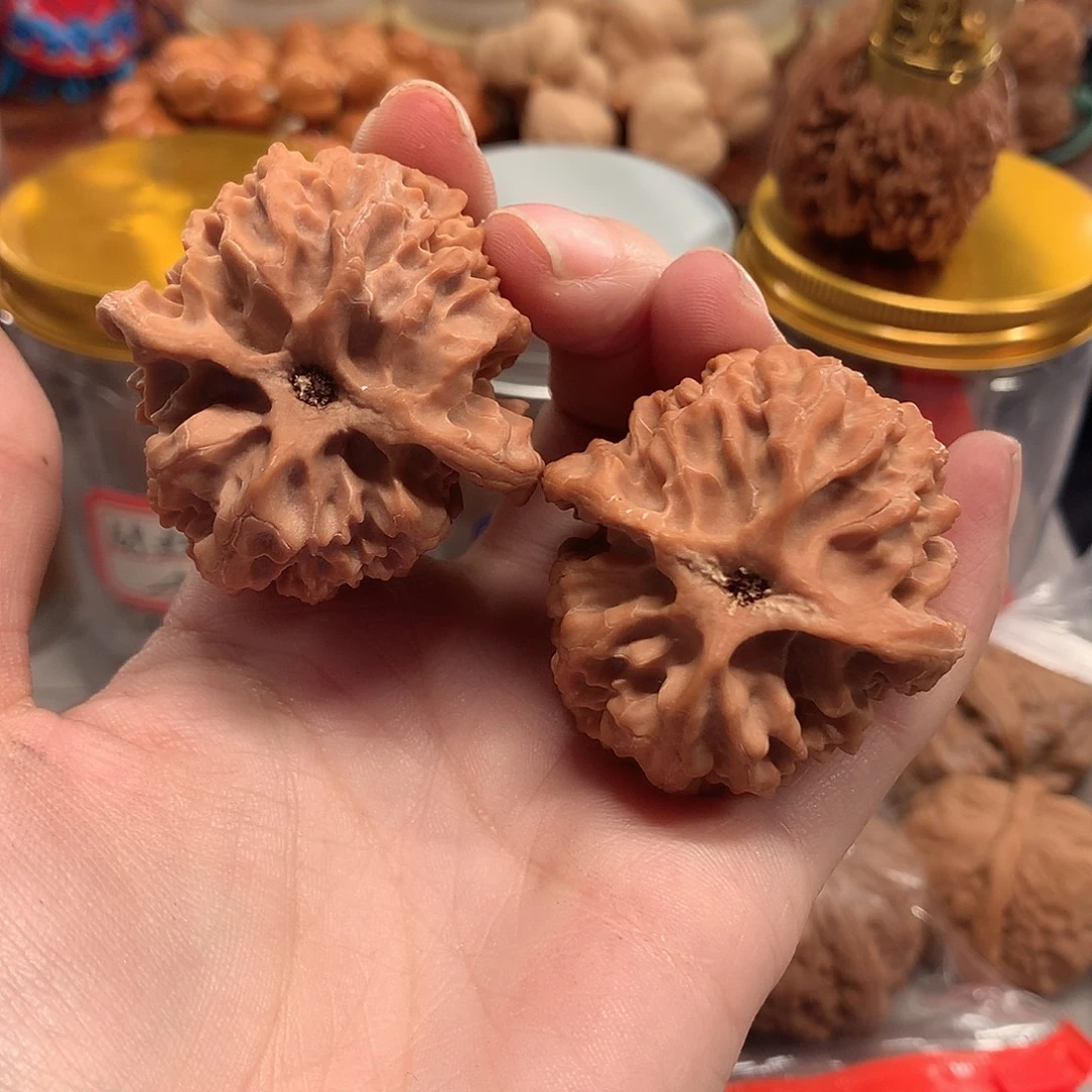 吊坠文玩核桃41 红皮原桩苹果