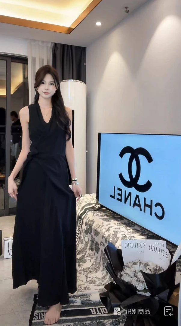 【柔一 夏天的风】25新款高定法式时尚气质慵懒风百搭设计感连衣裙