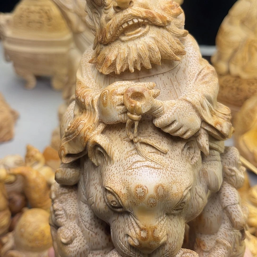 竹龙***耶竹根的雕刻艺术