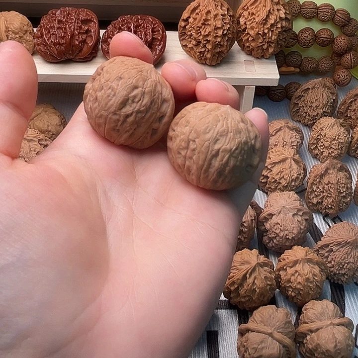 文玩核桃吊坠铁锤全品精配
