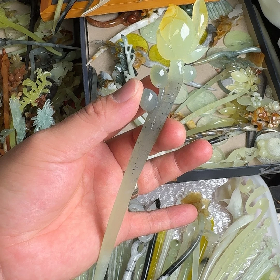 蛇纹石玉未镶嵌发饰