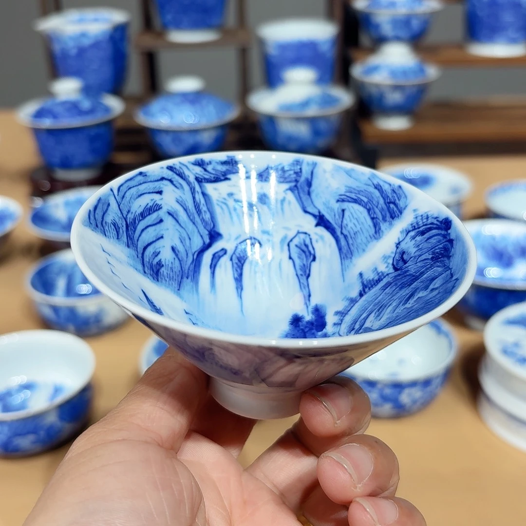 景德镇纯手绘斗立杯微瑕