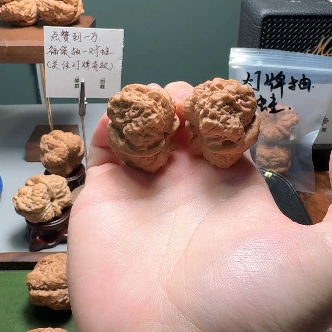 ，***，文玩核桃吊坠择真严选35延庆s级