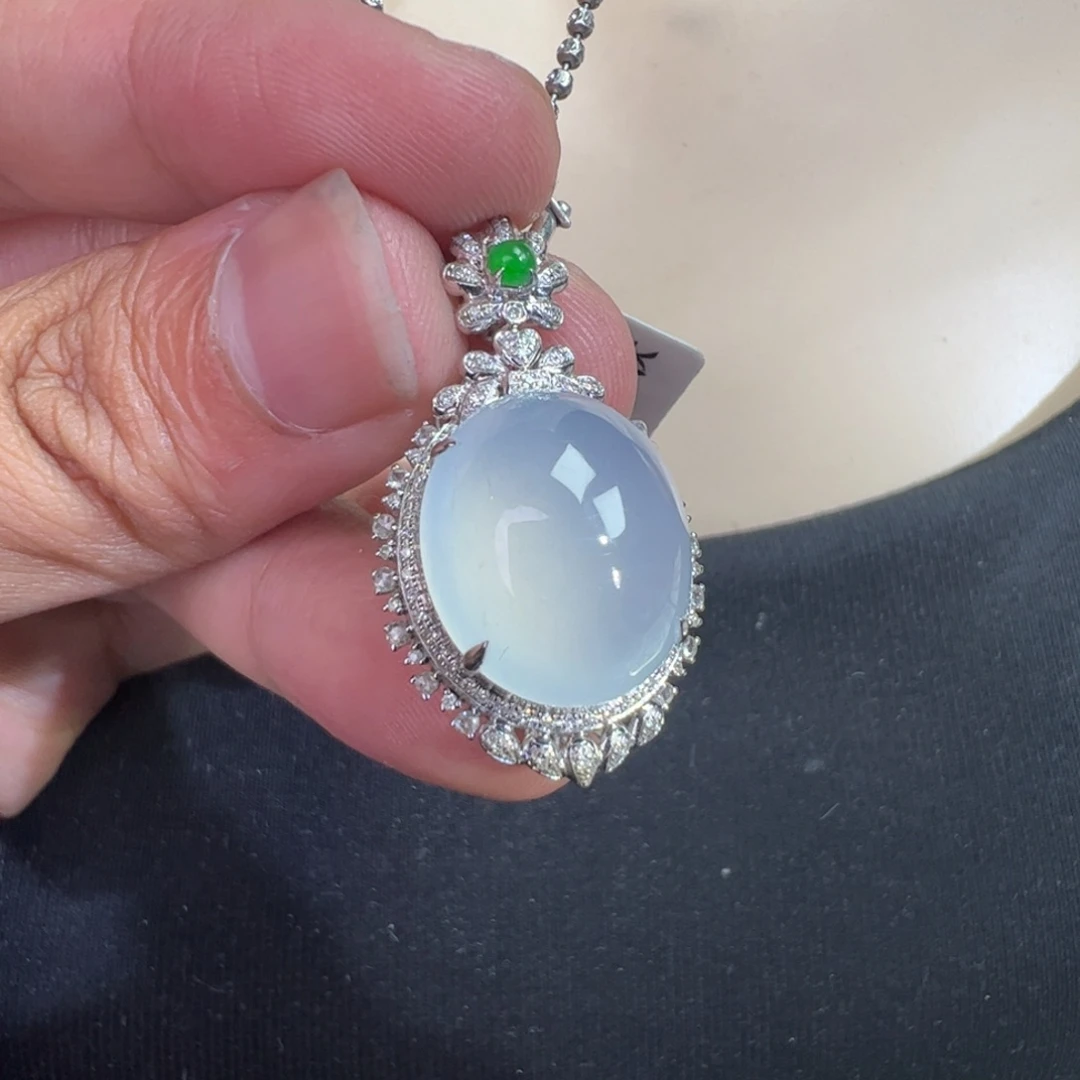 翡翠18K金镶嵌吊坠(不含链)