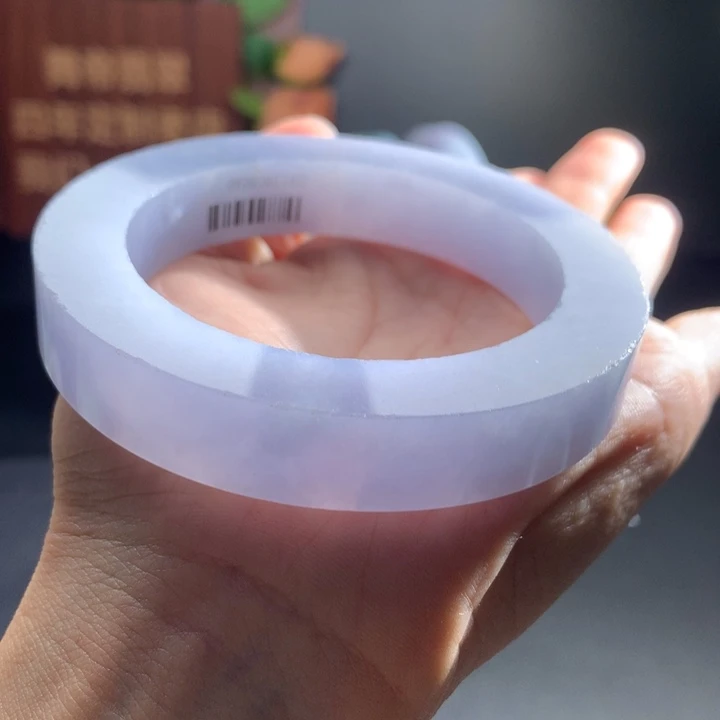 未镶嵌手镯定制翡翠