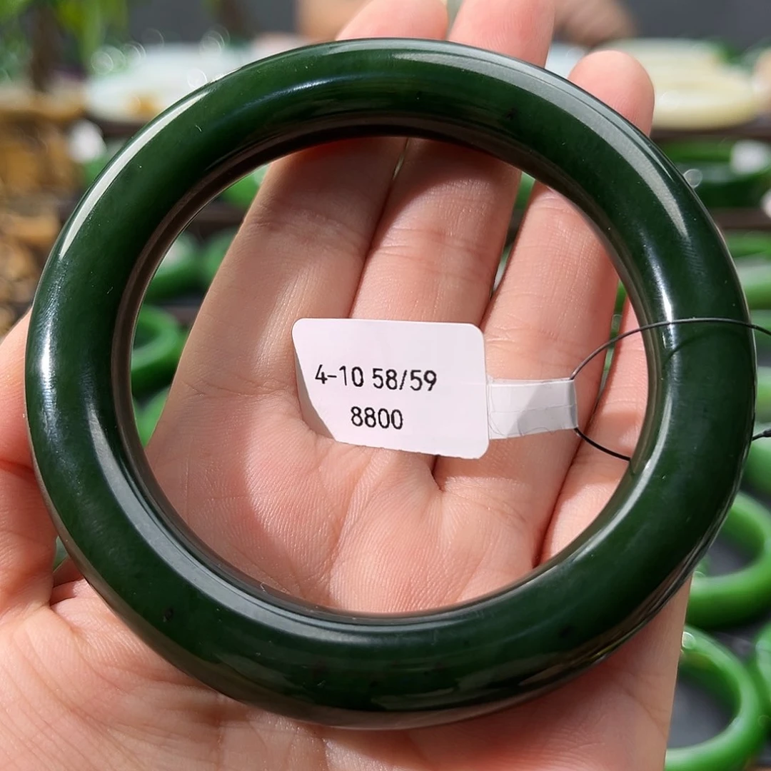 和田玉（碧玉）手镯未镶嵌