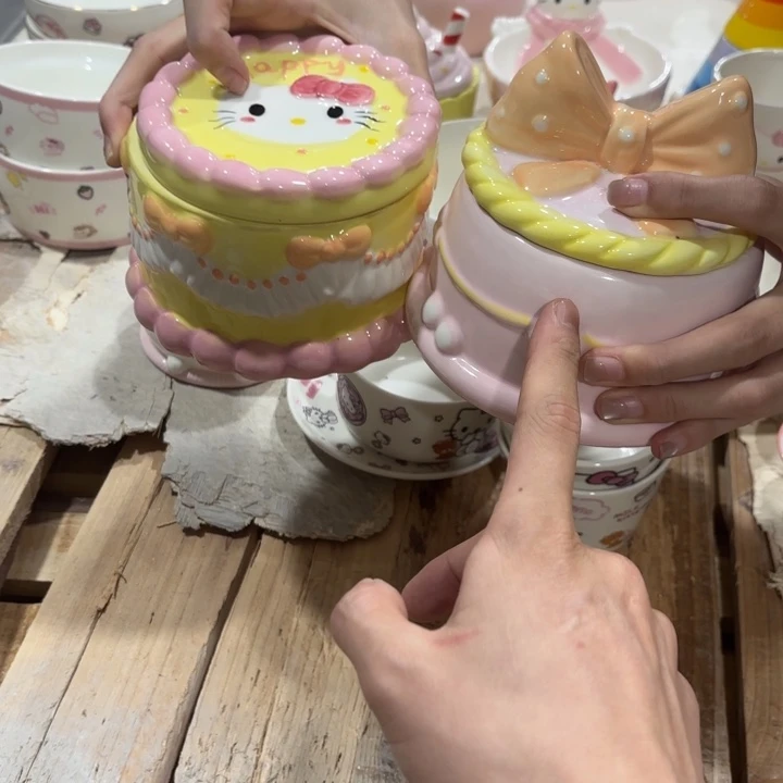 紫砂在干嘛呀亲爱呢