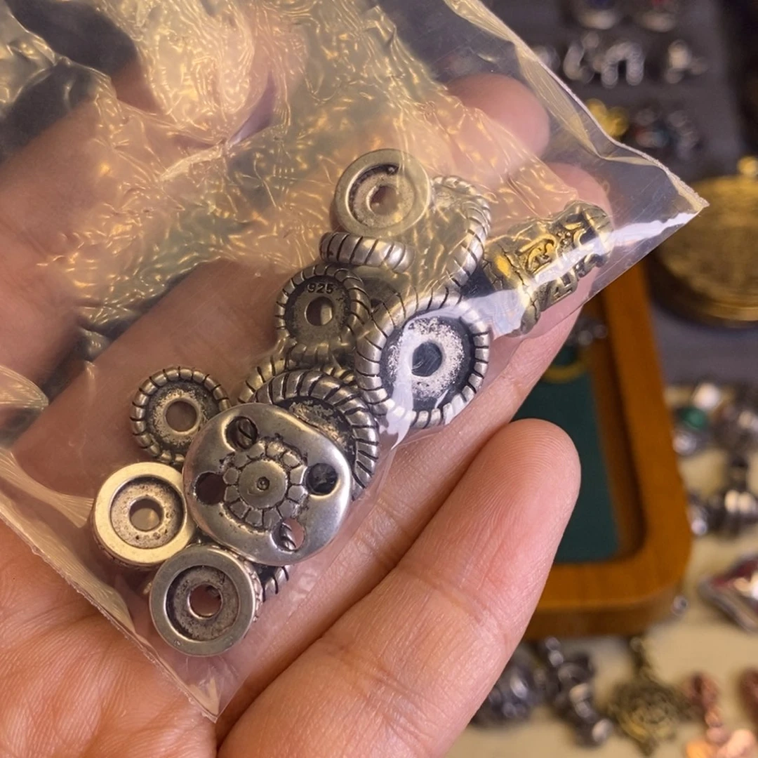 R*隔片一大堆背云佛塔各一个