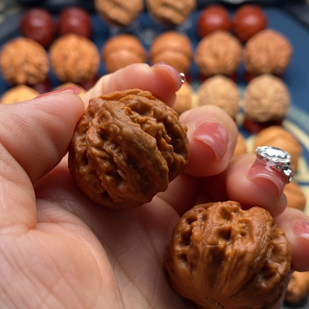 文玩核桃把件石*心精品小手捻