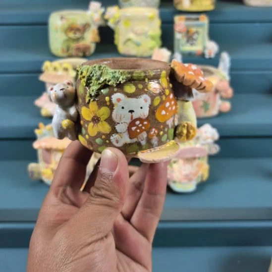 蘑菇小熊 手绘多肉花盆