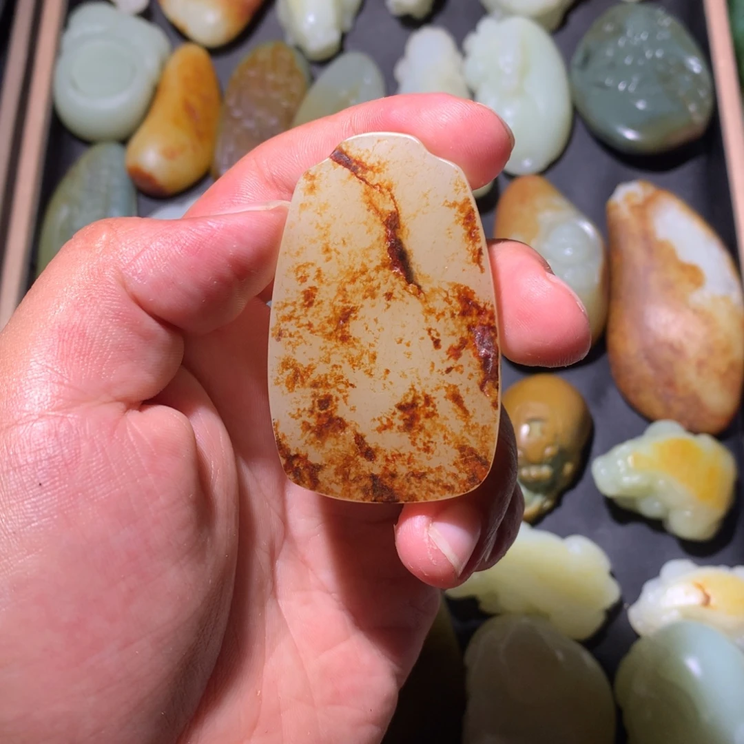 C***L未镶嵌和田玉（糖玉）挂件