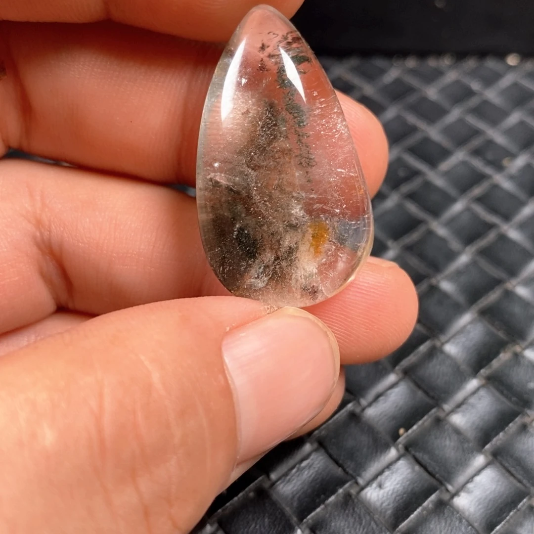 未镶嵌颈饰水晶水晶