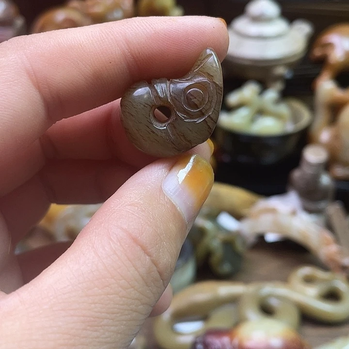 和田玉（糖玉）未镶嵌挂件