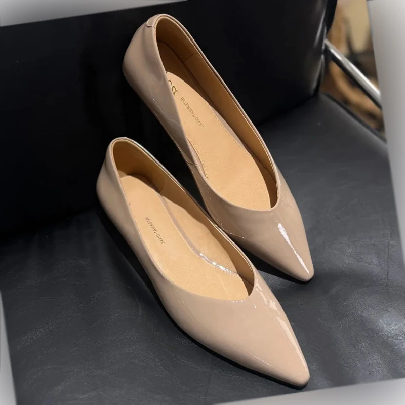 奶奶鞋软底法式浅口尖头单鞋女2025新款夏季气质百搭休闲平底鞋