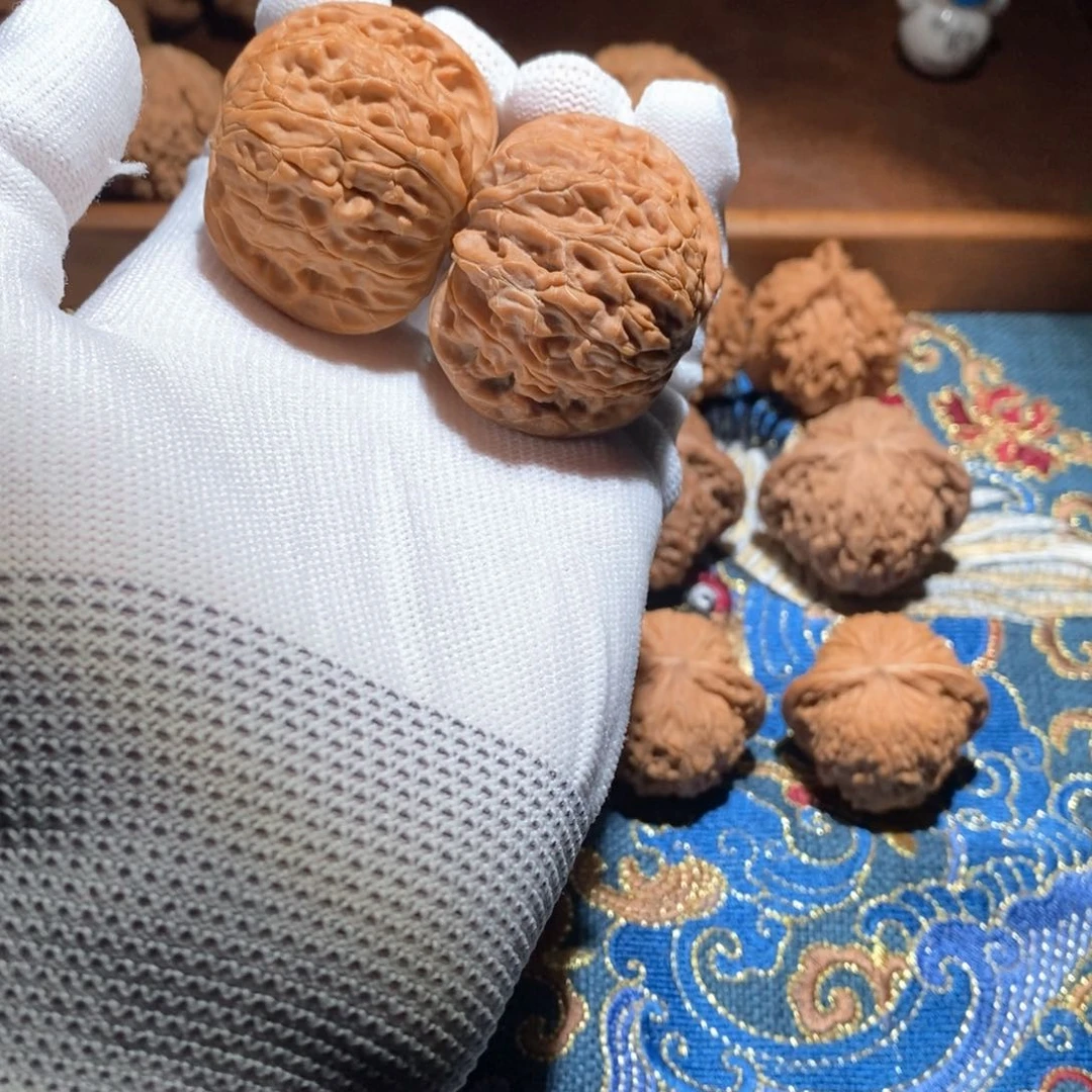 文玩核桃把件隐*磨盘