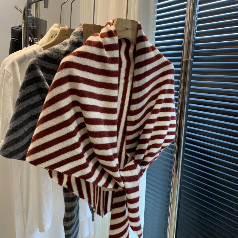 百搭围巾澳洲纯羊毛披肩女加大秋冬百搭款保暖三角披肩针织围脖围