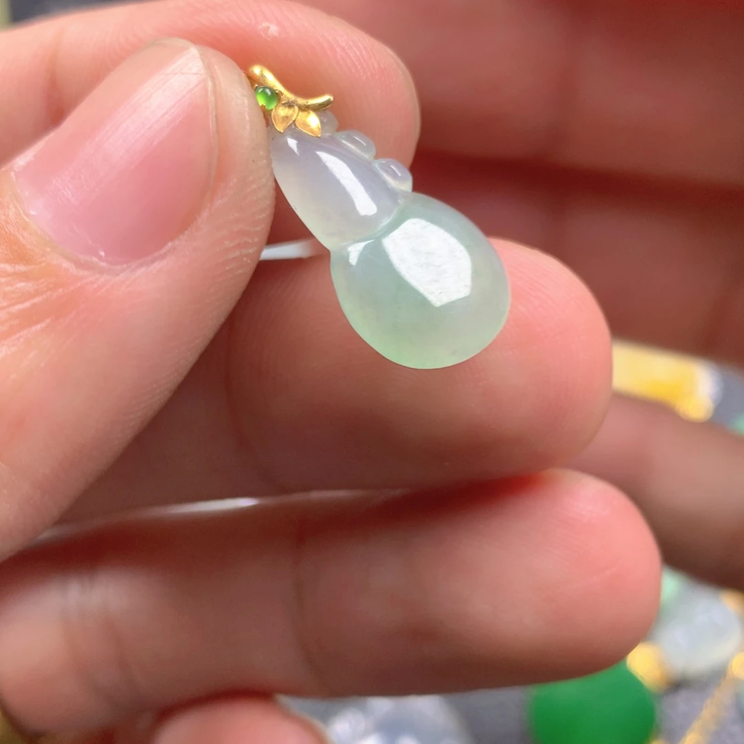 【闪购商品】翡翠颈饰18K金镶嵌翡翠