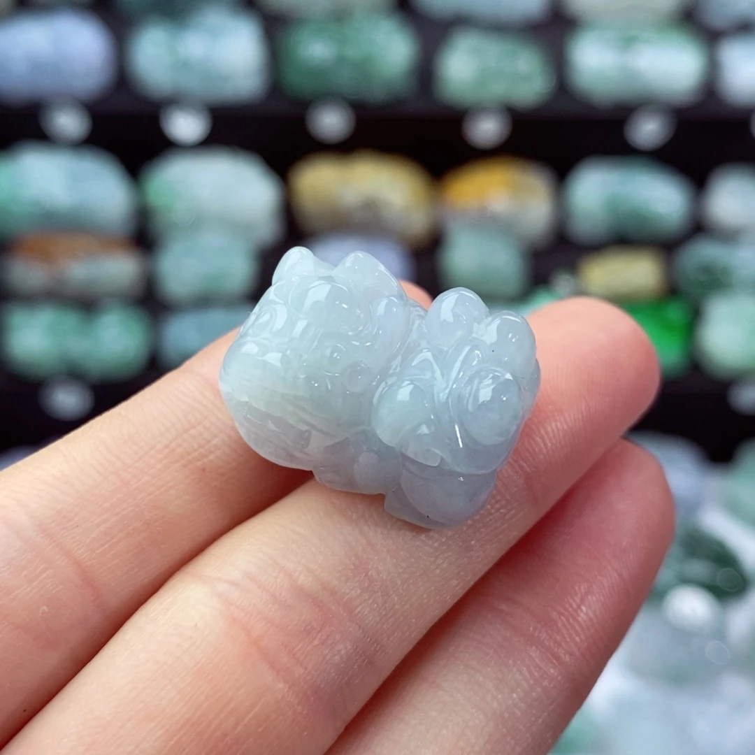 翡翠颈饰未镶嵌天然