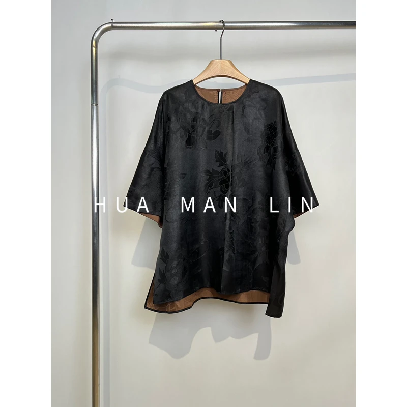 【花满林】圆领前中捏褶蝴蝶提花35MM大王缎桑蚕丝上衣259452