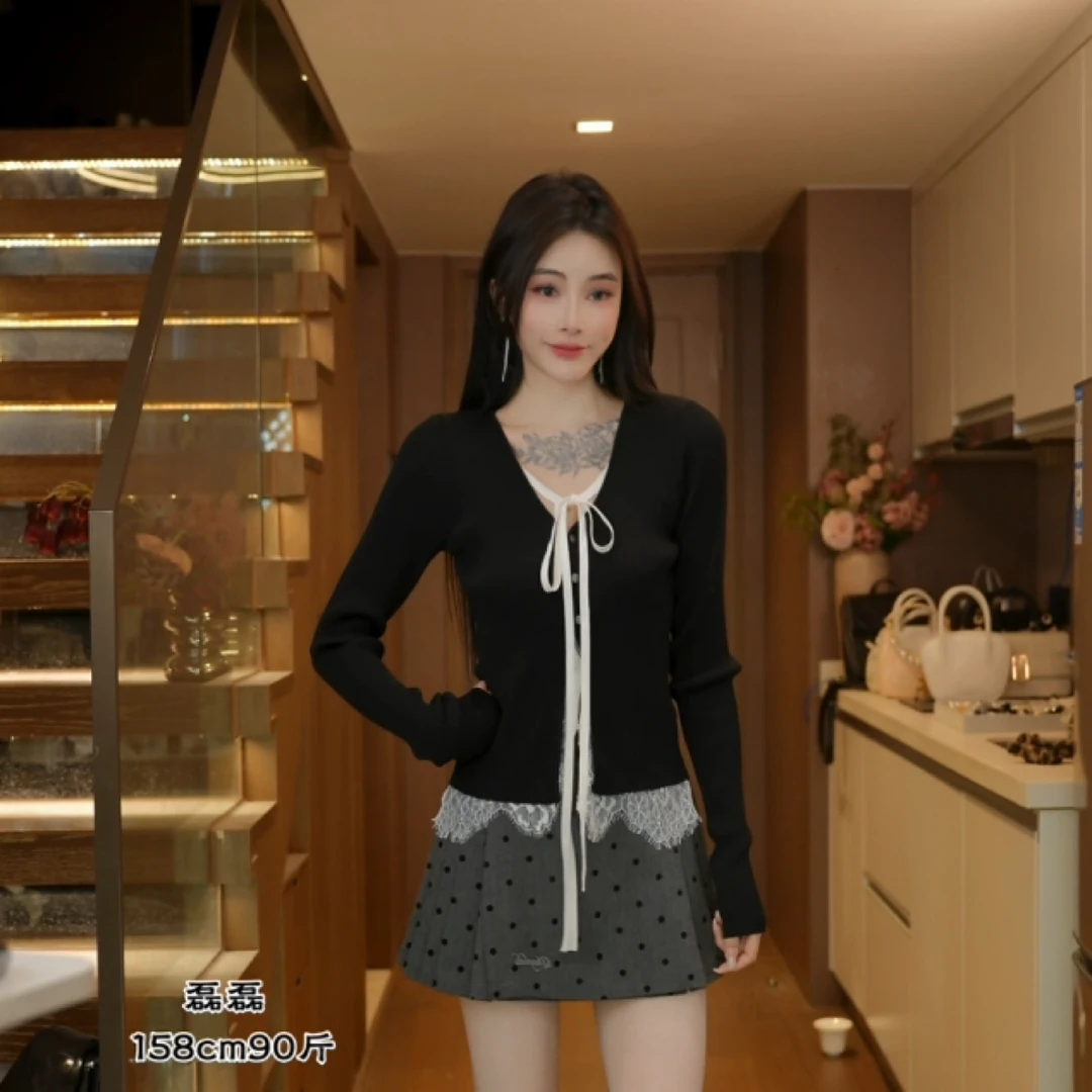 【磊磊】长袖针织设计蕾丝气质修身型上衣#88186