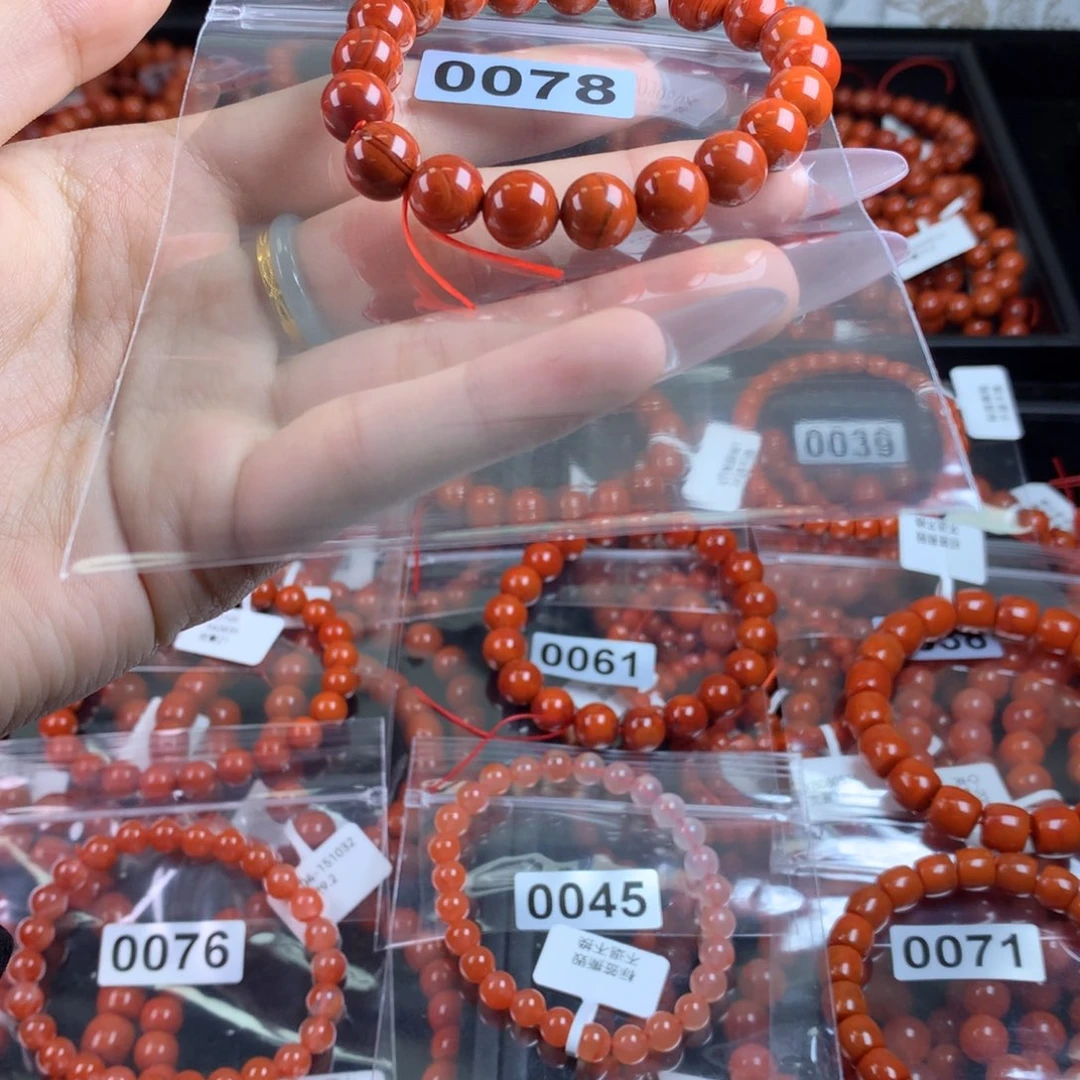 南红玛瑙手链未镶嵌0078